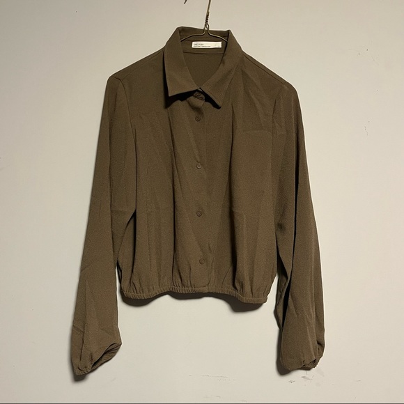 OAK + FORT Tops - Oak + Fort Long Sleeve Collared Top Blouse Buttons Elastic Hem and Cuffs Small